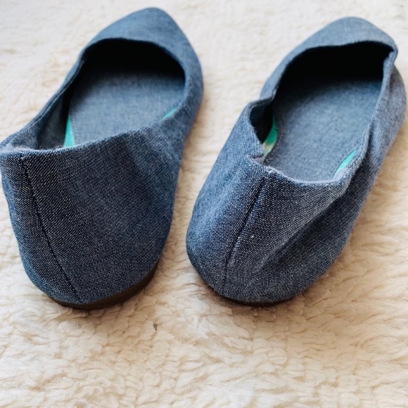 Denim Blue pointed toe Flats Gap size 8 GUC - Picture 4 of 6